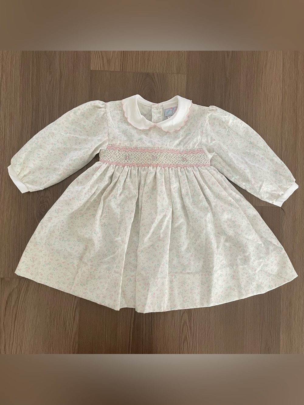 VTG)Petit Ami White Floral Pink Smocking Dress Baby Girl’s Size 18M